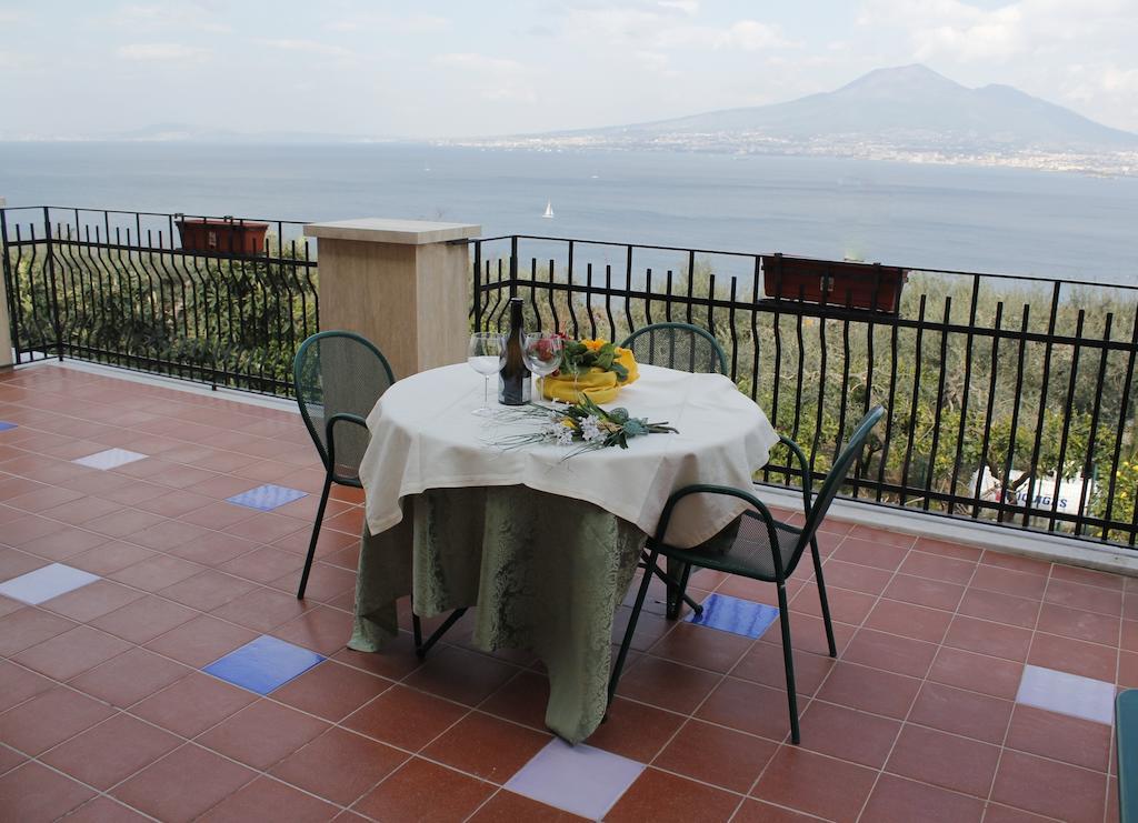 Ancelle Sorrento - Casa D'Accoglienza Hotel Castellammare di Stabia Eksteriør billede