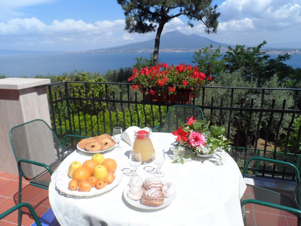 Ancelle Sorrento - Casa D'Accoglienza Hotel Castellammare di Stabia Eksteriør billede