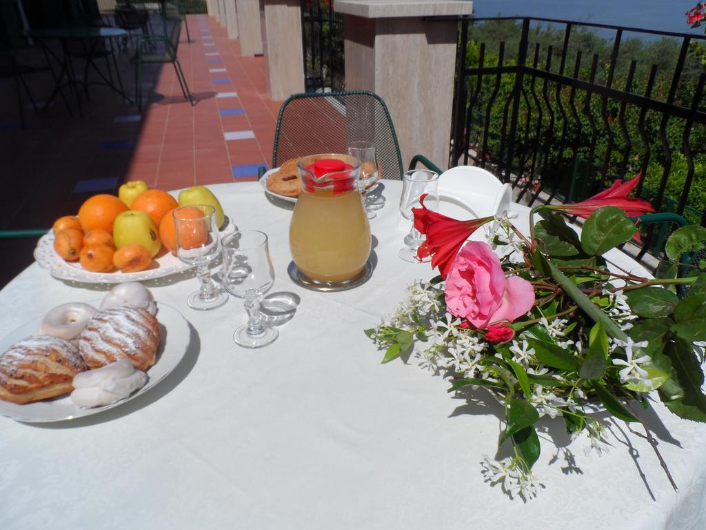 Ancelle Sorrento - Casa D'Accoglienza Hotel Castellammare di Stabia Eksteriør billede